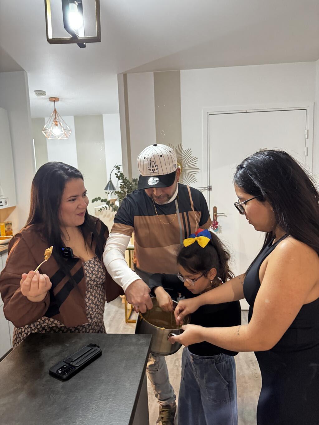 5648 3 HgViGS ParisChiPhuong